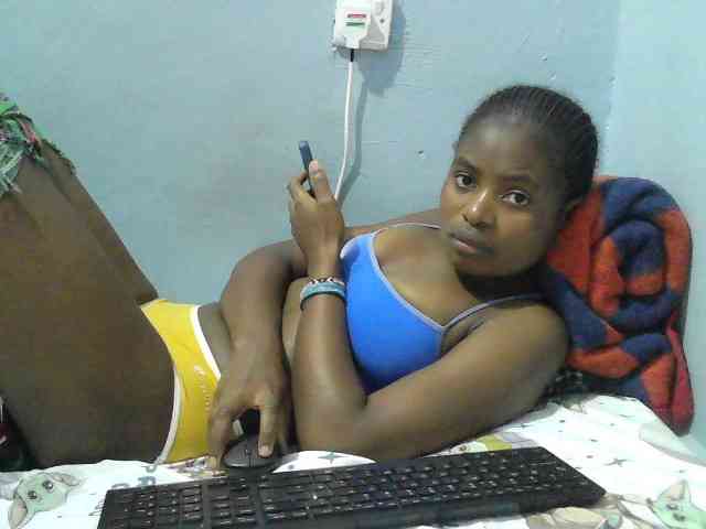 sweet-cherrie webcam