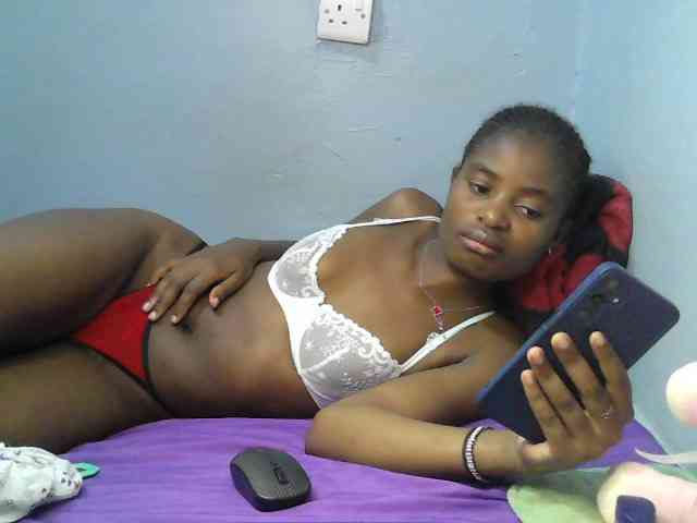 sweet-cherrie webcam