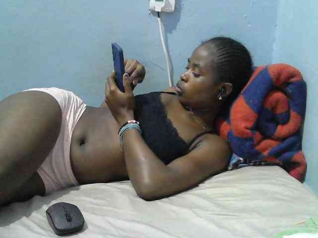 sweet-cherrie webcam