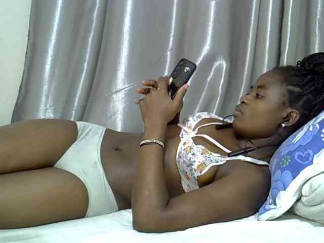 sweet-cherrie webcam