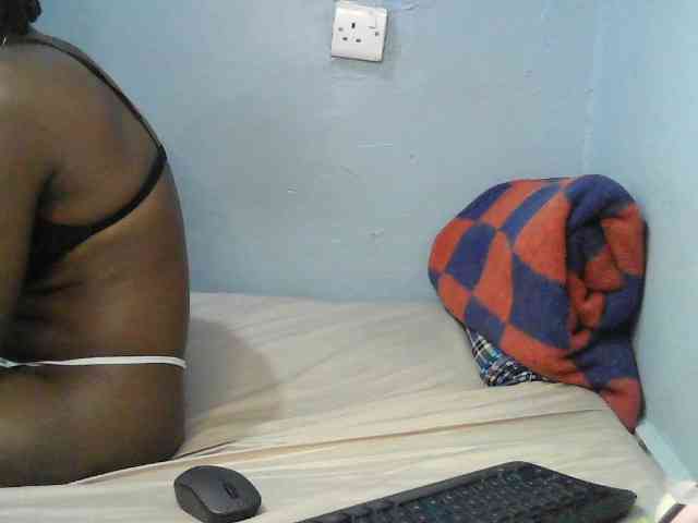sweet-cherrie webcam