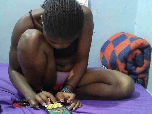 sweet-cherrie webcam