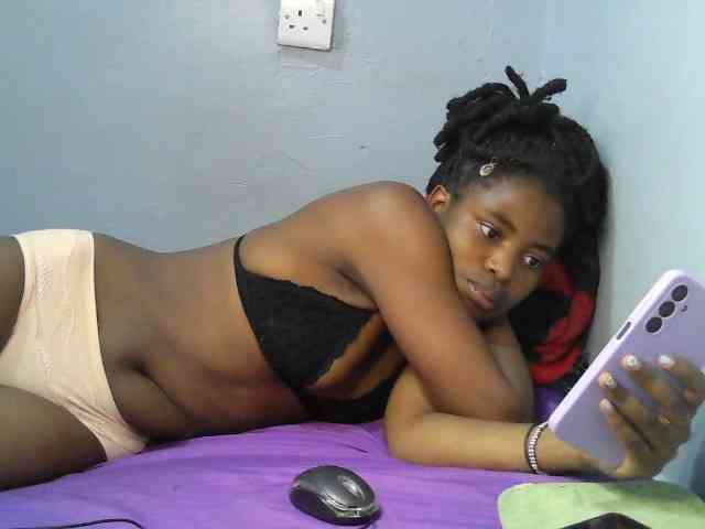 sweet-cherrie webcam