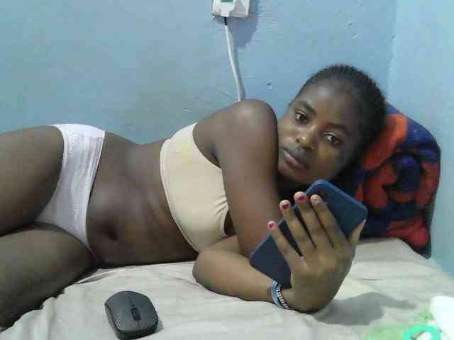sweet-cherrie webcam