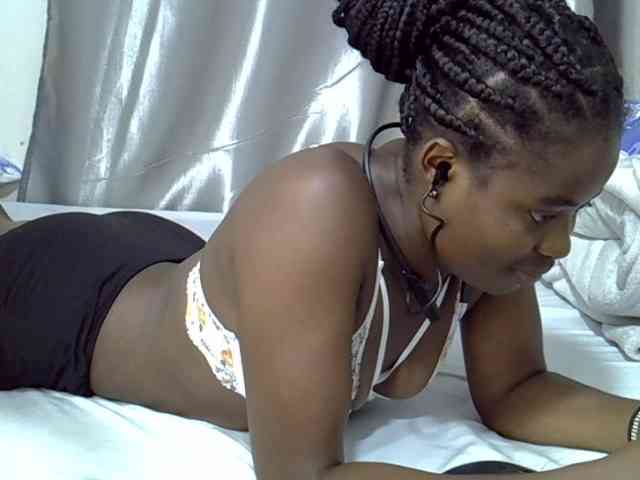 sweet-cherrie webcam