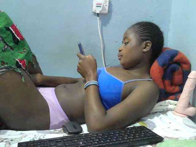 sweet-cherrie webcam