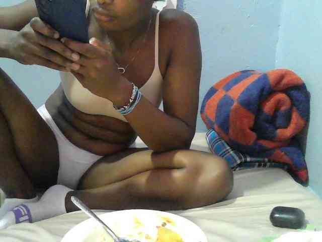 sweet-cherrie webcam