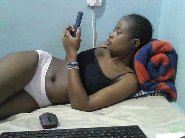 sweet-cherrie webcam