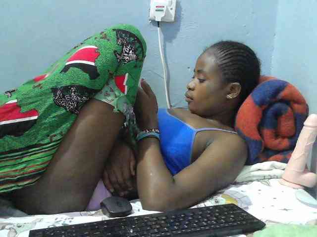 sweet-cherrie webcam