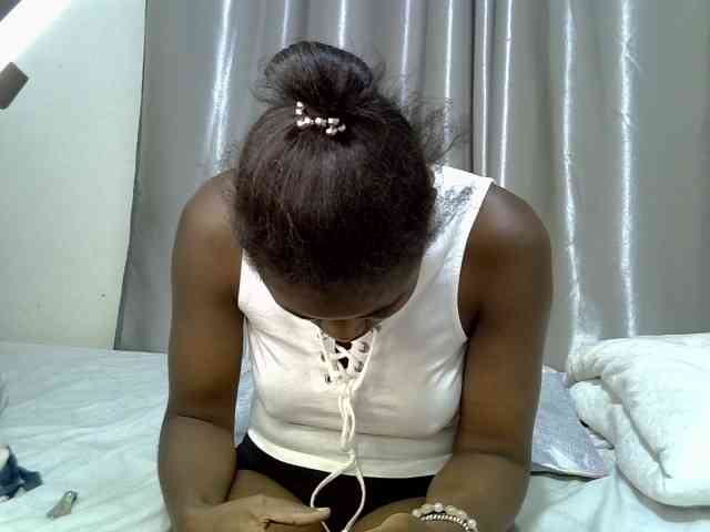 sweet-cherrie webcam