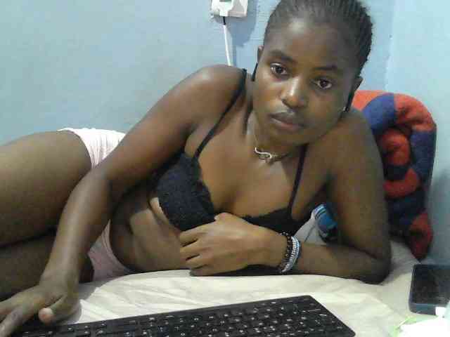sweet-cherrie webcam