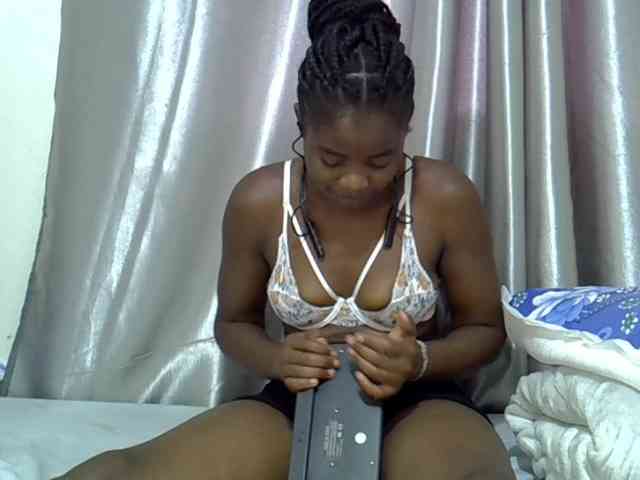 sweet-cherrie webcam