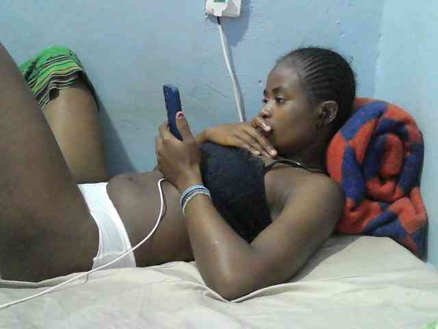 sweet-cherrie webcam