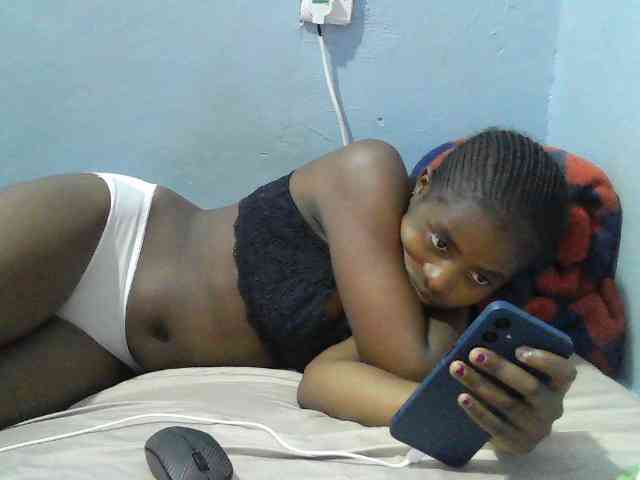 sweet-cherrie webcam