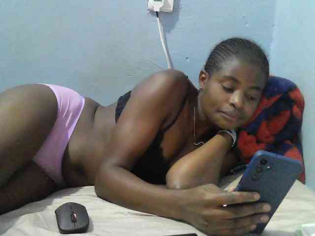 sweet-cherrie webcam