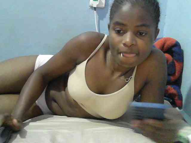 sweet-cherrie webcam
