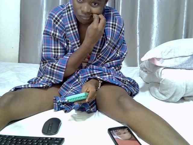 sweet-cherrie webcam