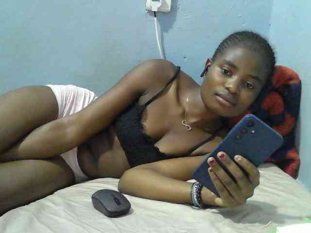 sweet-cherrie webcam