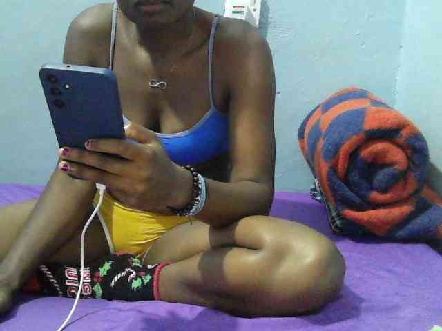sweet-cherrie webcam