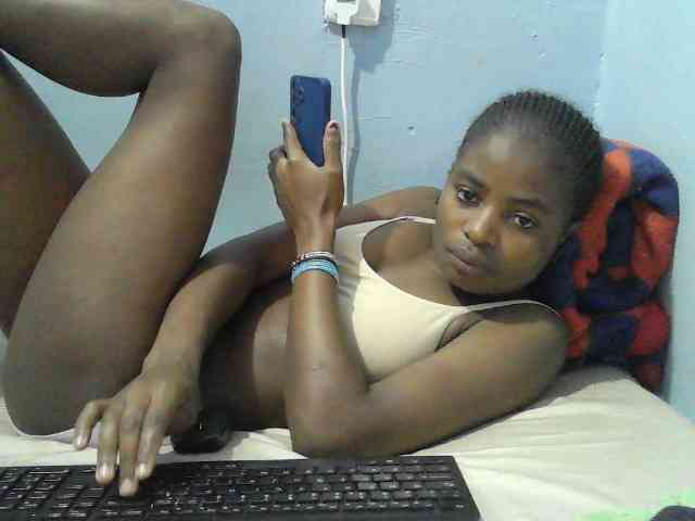 sweet-cherrie webcam
