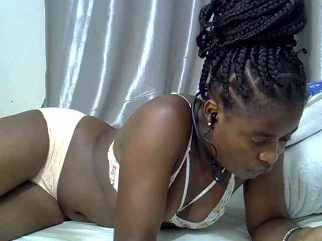 sweet-cherrie webcam