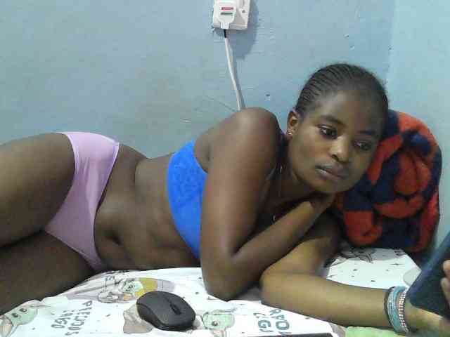sweet-cherrie webcam