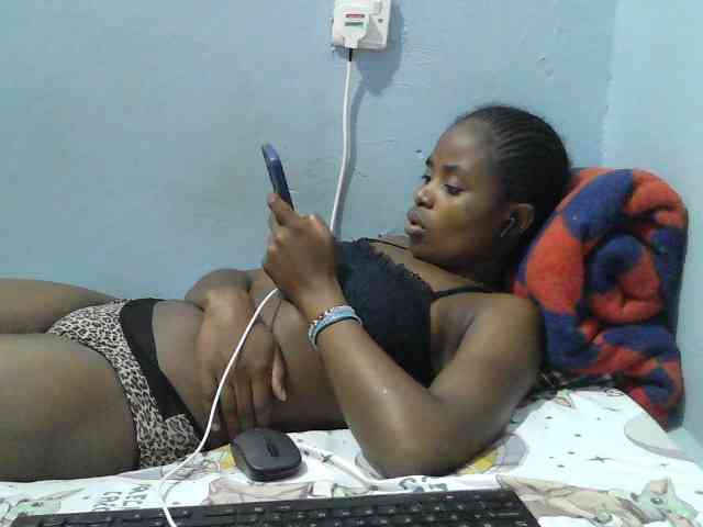 sweet-cherrie webcam
