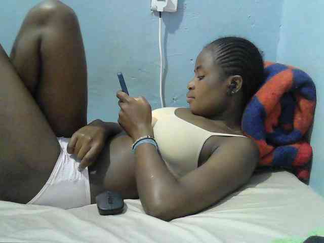 sweet-cherrie webcam
