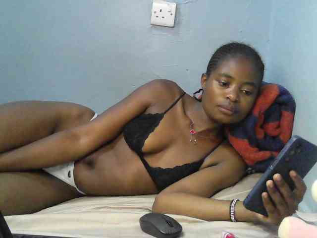 sweet-cherrie webcam