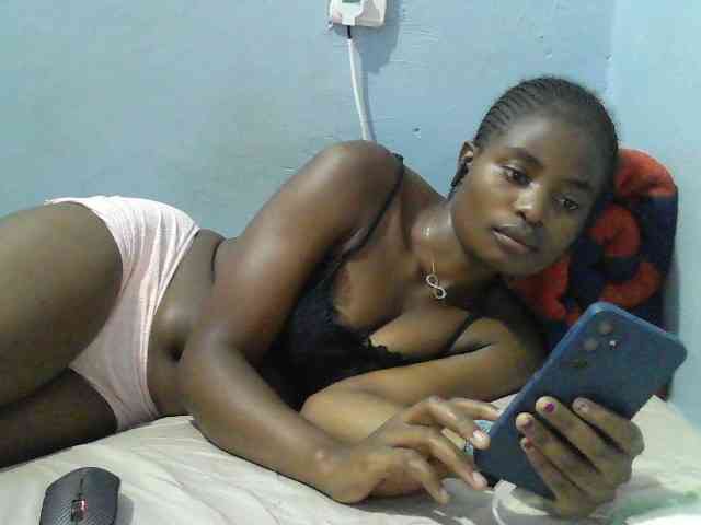 sweet-cherrie webcam