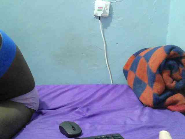 sweet-cherrie webcam