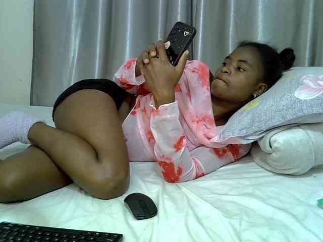 sweet-cherrie webcam