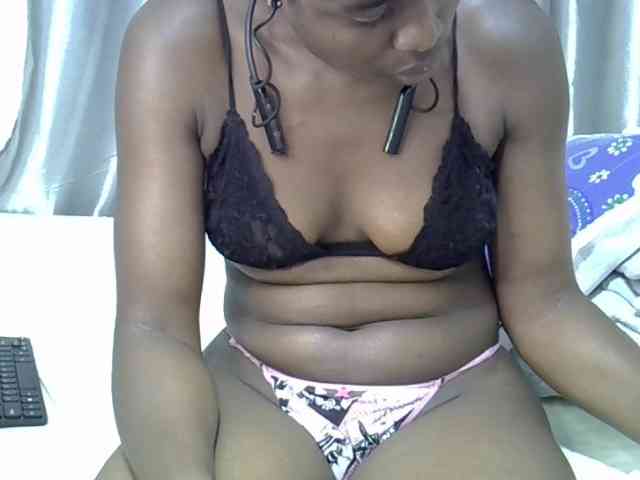 sweet-cherrie webcam