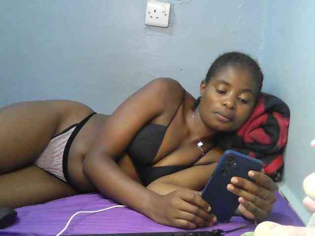 sweet-cherrie webcam