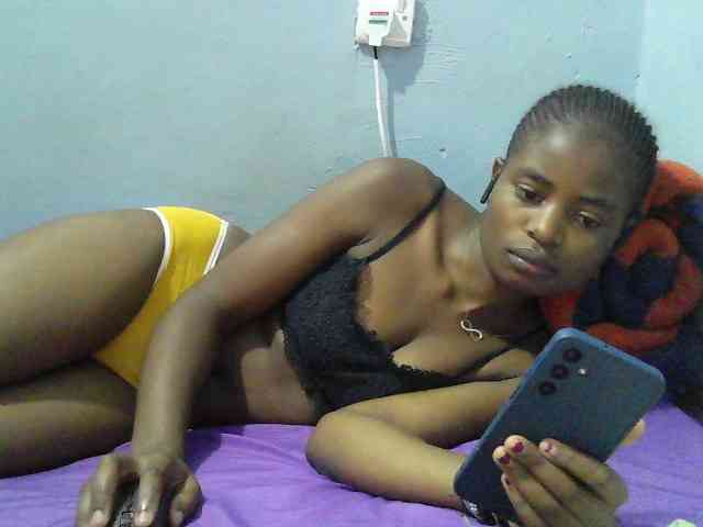 sweet-cherrie webcam