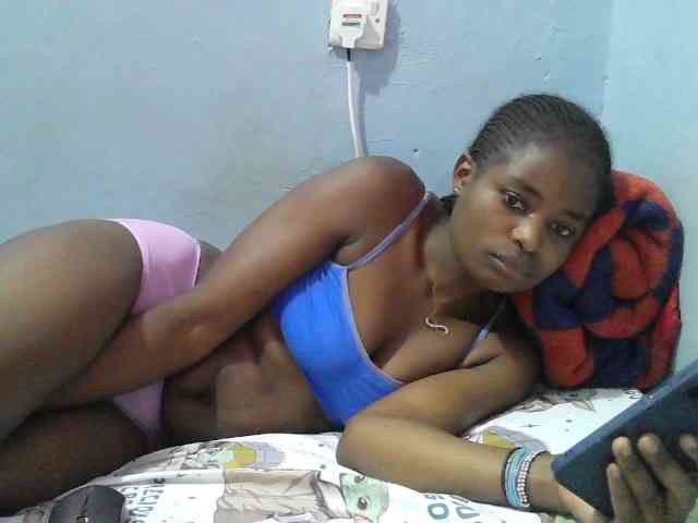 sweet-cherrie webcam