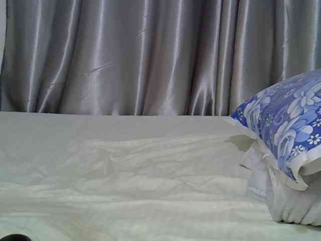 sweet-cherrie webcam