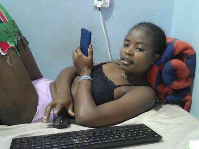sweet-cherrie webcam