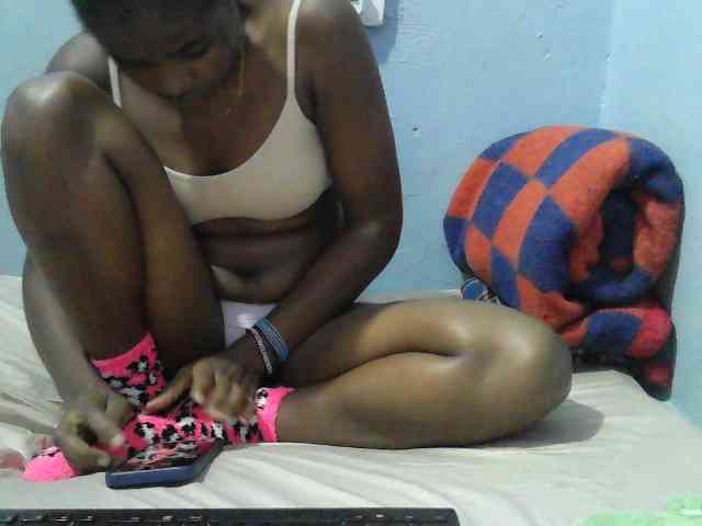 sweet-cherrie webcam