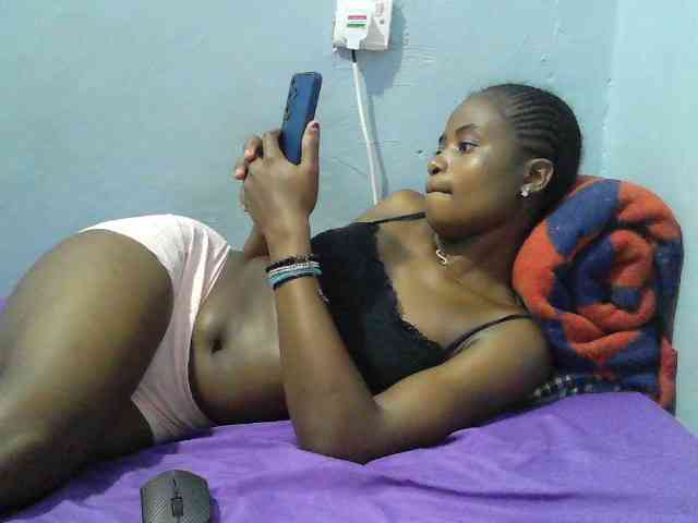 sweet-cherrie webcam