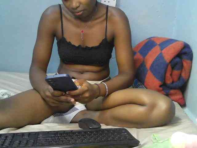 sweet-cherrie webcam