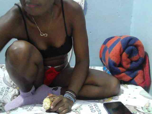 sweet-cherrie webcam