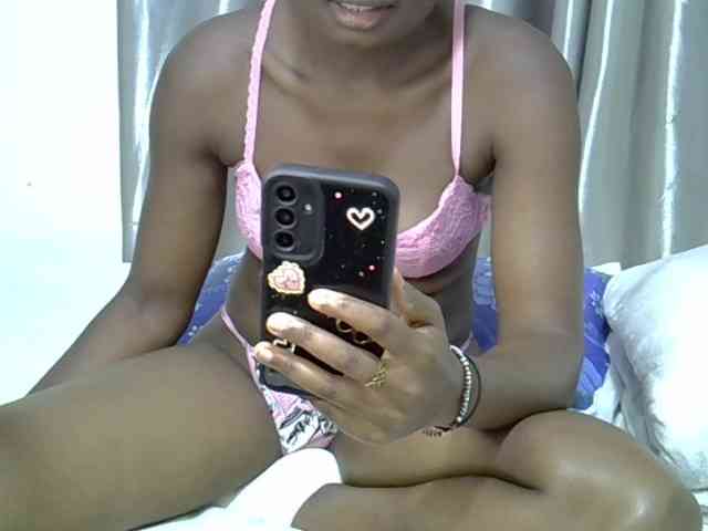 sweet-cherrie webcam