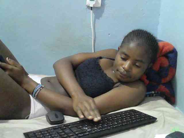 sweet-cherrie webcam
