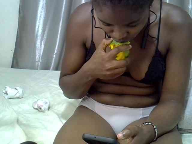 sweet-cherrie webcam