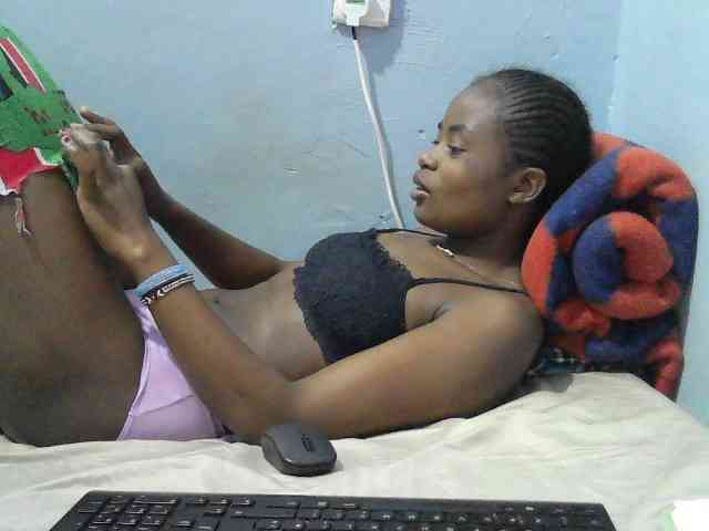 sweet-cherrie webcam