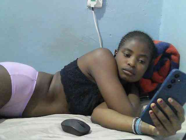 sweet-cherrie webcam