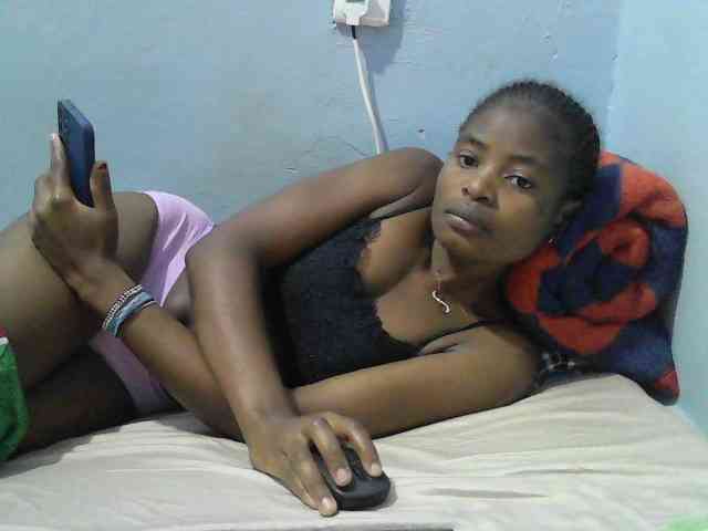 sweet-cherrie webcam