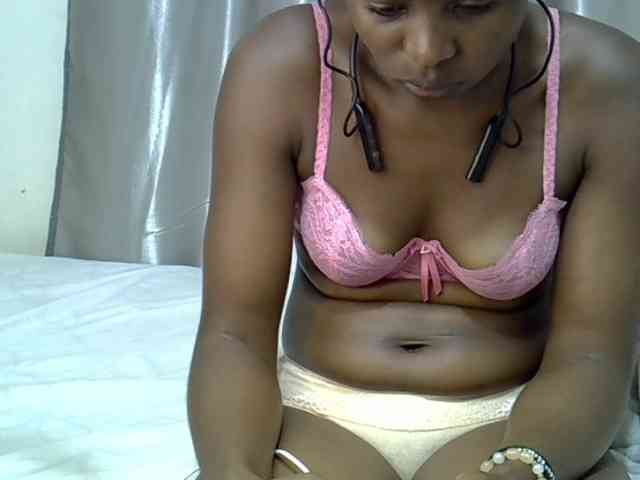 sweet-cherrie webcam