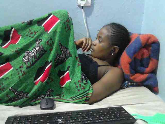 sweet-cherrie webcam